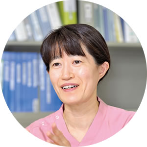 看護師長 豊吉 睦子（とよし ちかこ）