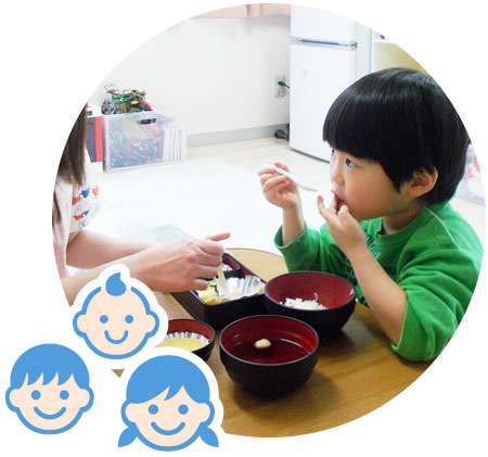 昼食は勤医協札幌病院で調理した温かい食事をご用意します